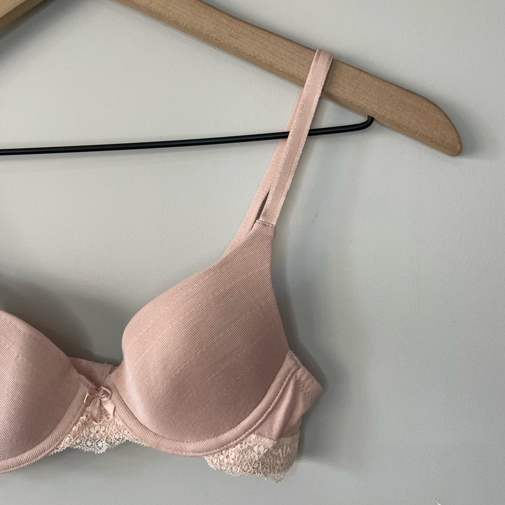 Adore Me lace detail bra 30B - Picture 3 of 11